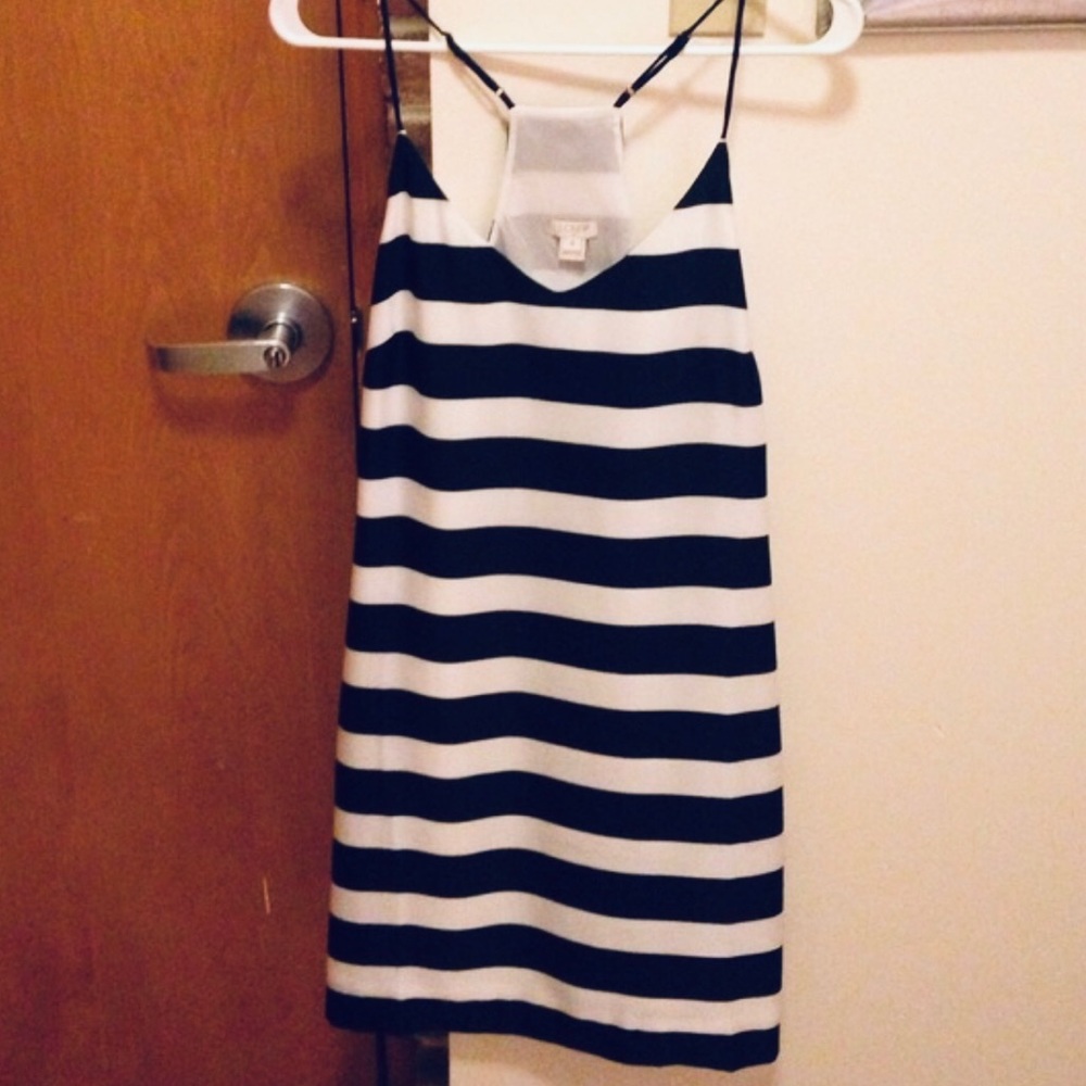 ⚫️⚪️ Black and White Striped J Crew Silk Dress⚫️⚪️